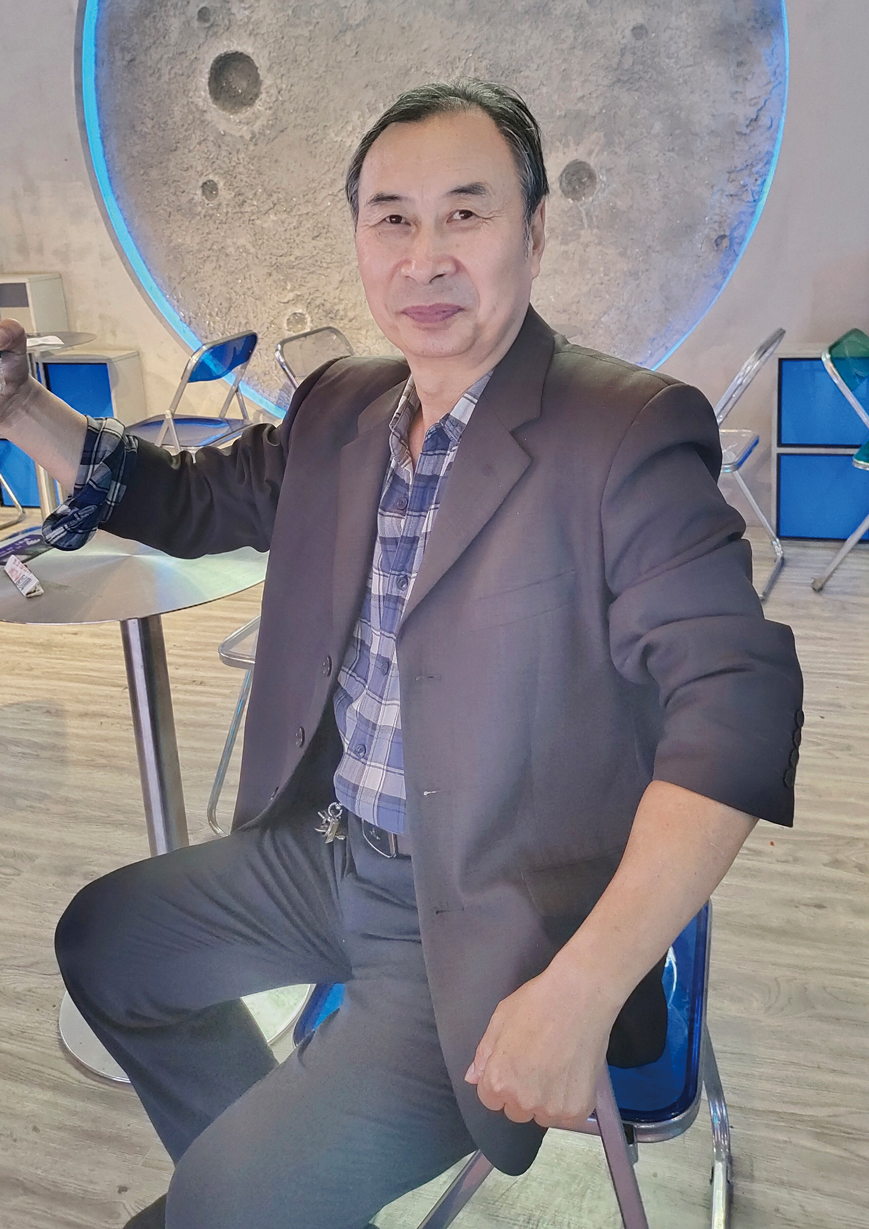 张林峰老师.jpg